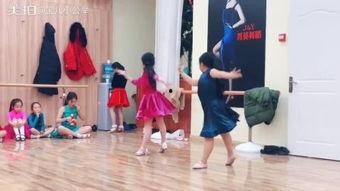 军人舞蹈成人独舞视频